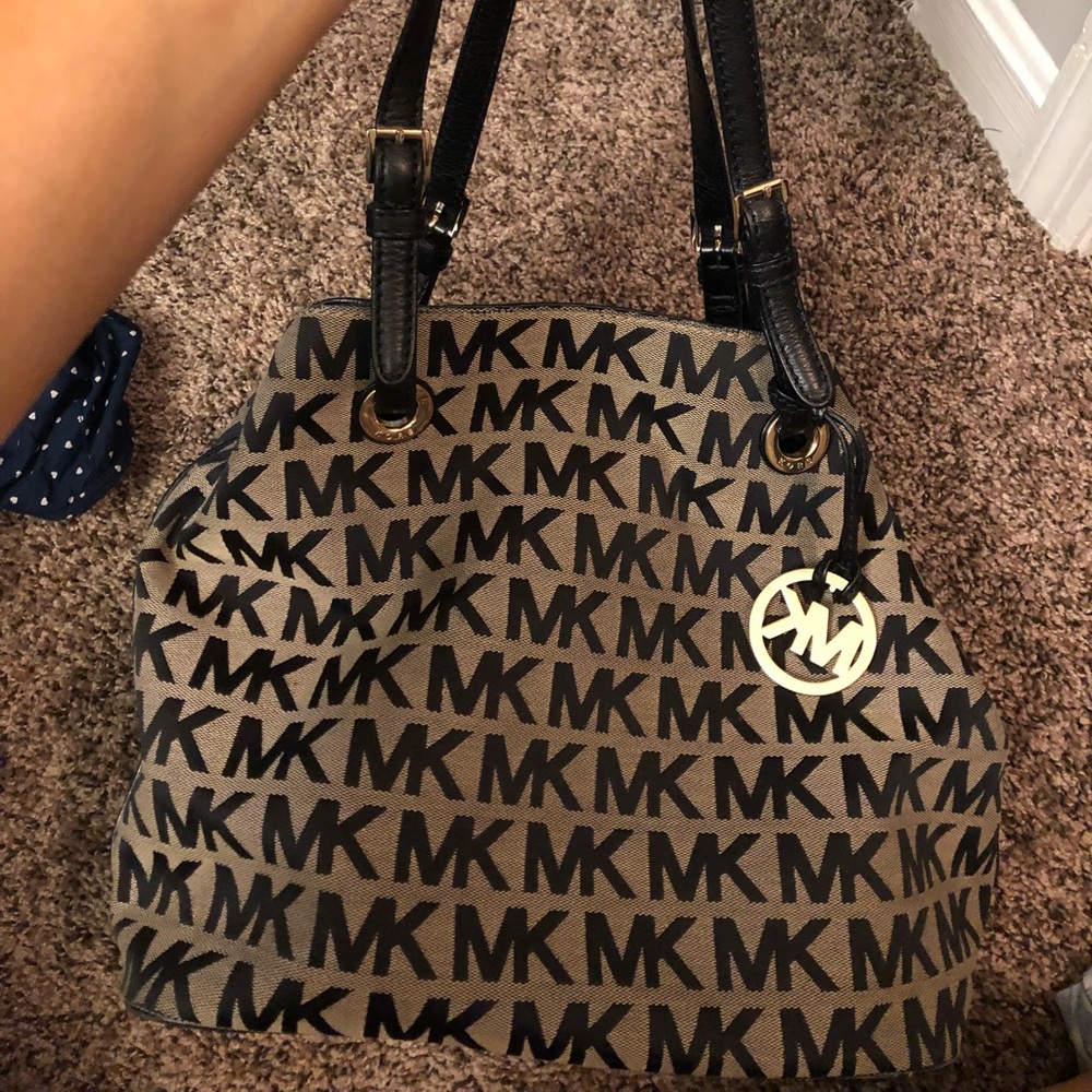 Michael kors handbag